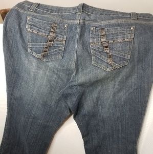 Plus Size Wah Jeans 18W Bootcut